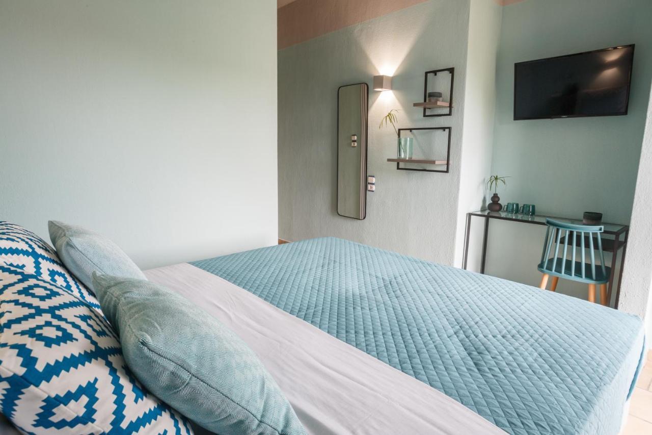 Joya Ofrynio Stylish Suites Ofrinion Exterior photo