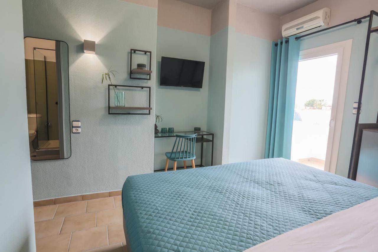 Joya Ofrynio Stylish Suites Ofrinion Exterior photo