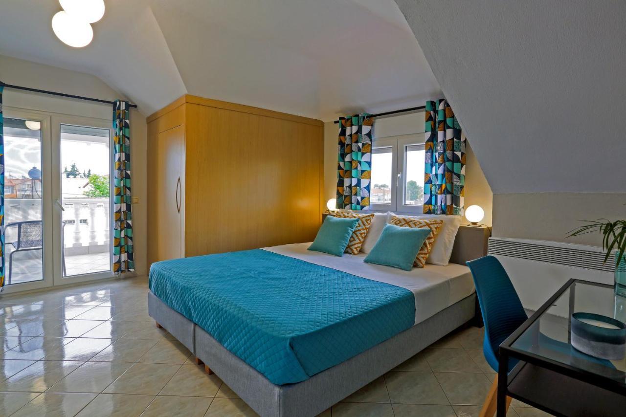 Joya Ofrynio Stylish Suites Ofrinion Exterior photo